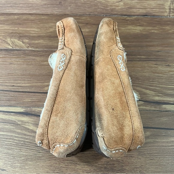 UGG Ansley Slip-On Suede Moccasins Brown Slippers Women’s Size 7 Shoes - Picture 6 of 10